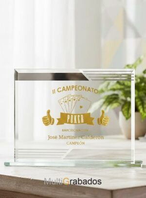 Placa de reconocimiento en cristal óptico con bordes de espejo y grabado personalizado en estuche de lujo
