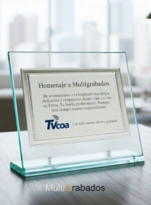 Placa de cristal y metal modelo 2281 con grabado personalizado de homenaje por trayectoria profesional y logotipo corporativo
