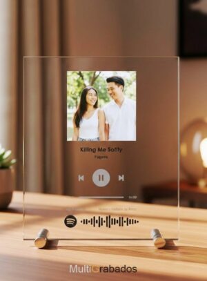 Cuadro de cristal personalizado con foto de pareja, título de canción y código de Spotify escaneable