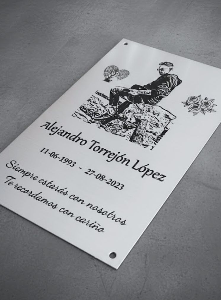 placa-conmemorativa-acero-inoxidable-grabada-foto-20x30