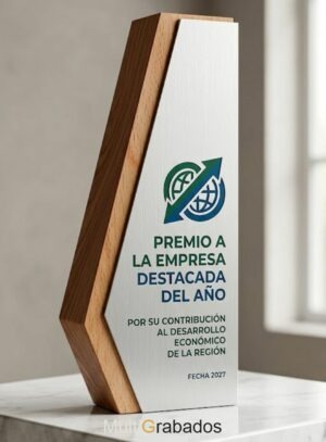 Trofeo corporativo moderno modelo Vértice EcoTech fabricado en madera natural con placa frontal de aluminio